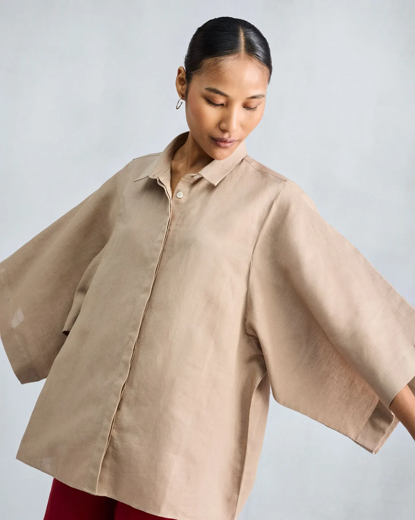 Drop-Armhole Linen Shirt in Sand