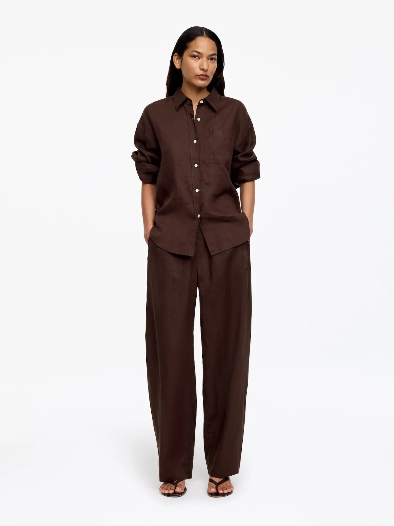 Chocolate Linen, complete look
