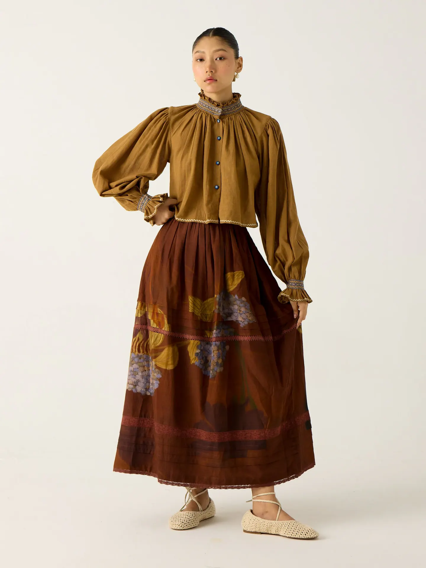 Ochre and Hydrangea, complete look